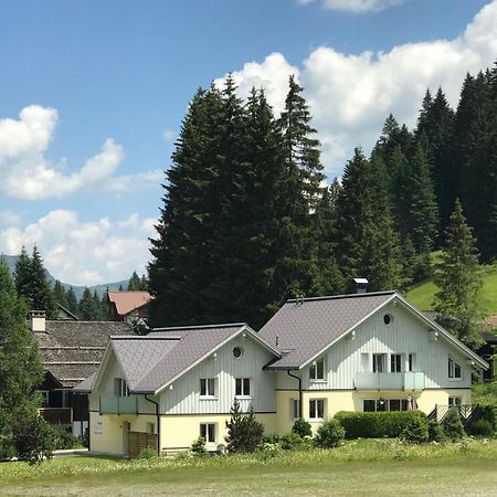 Haus Capricorn - Appartement Mountain View Gargellen Exteriör bild